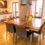 Fabulous Townhouse In The Core Of Palma