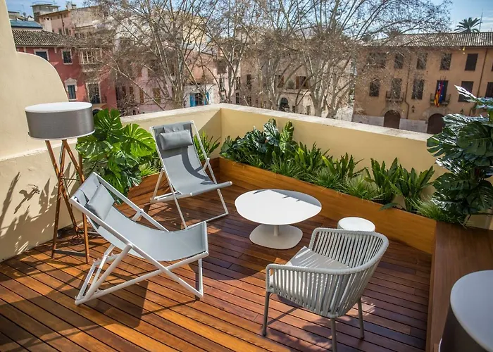 Fabulous Townhouse In The Core Of Palma